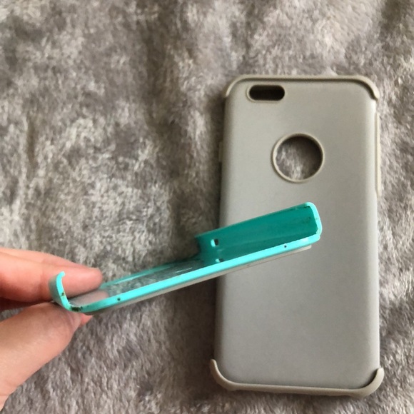FREE‼️iPhone 6/6s case light grey/ turquoise case - Picture 6 of 6